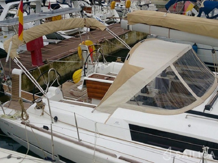 Dufour 410 Grand Large - Yacht Charter Sailica