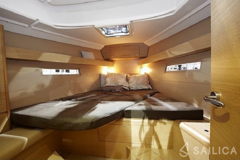 Dufour 410 Grand Large - Yacht Charter Sailica