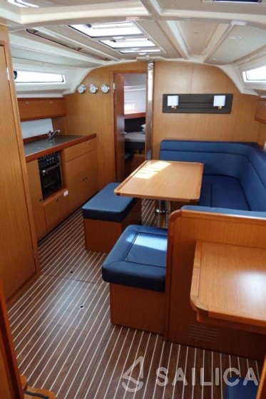 Bavaria 41 Cruiser - Yacht Charter Sailica
