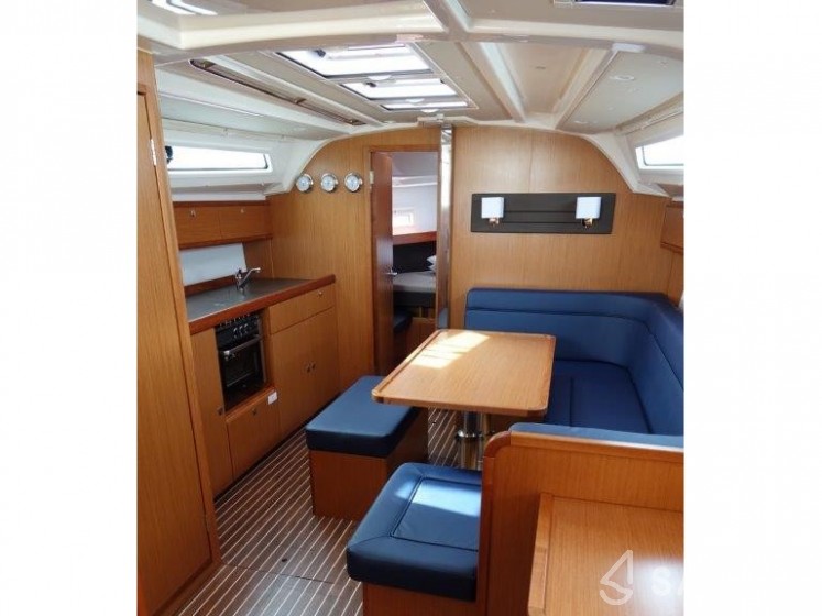 Bavaria 41 Cruiser - Yacht Charter Sailica
