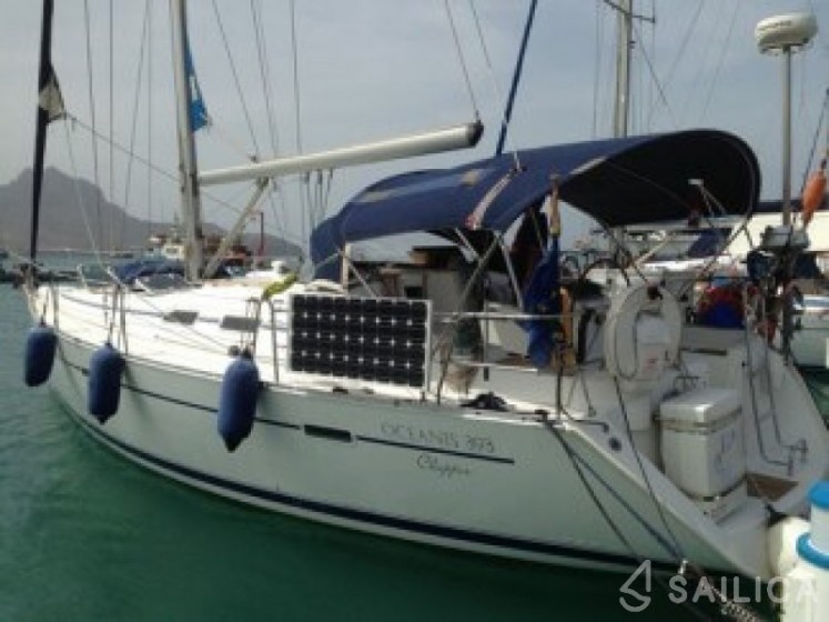 Oceanis 393 Clipper - Yacht Charter Sailica