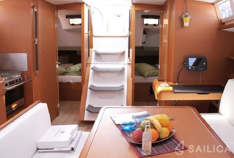 Sun Odyssey 479 - Yacht Charter Sailica