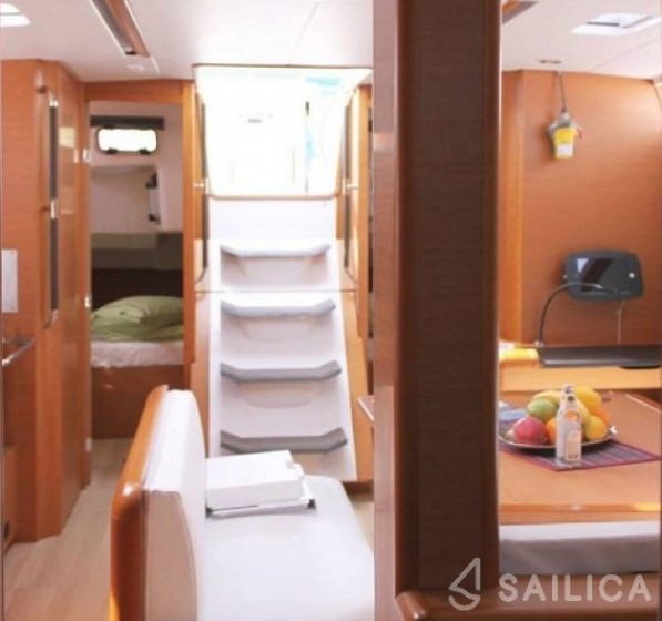 Sun Odyssey 479 - Yacht Charter Sailica