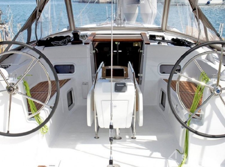 Sun Odyssey 479 - Yacht Charter Sailica