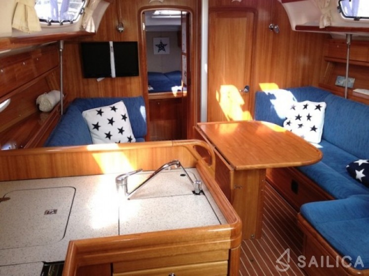 Bavaria 38 Cruiser - Yacht Charter Sailica