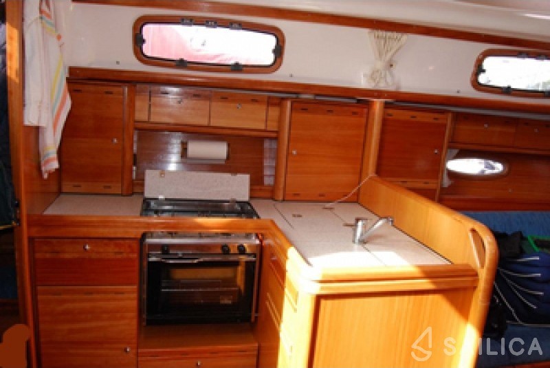 Bavaria 38 Cruiser - Yacht Charter Sailica