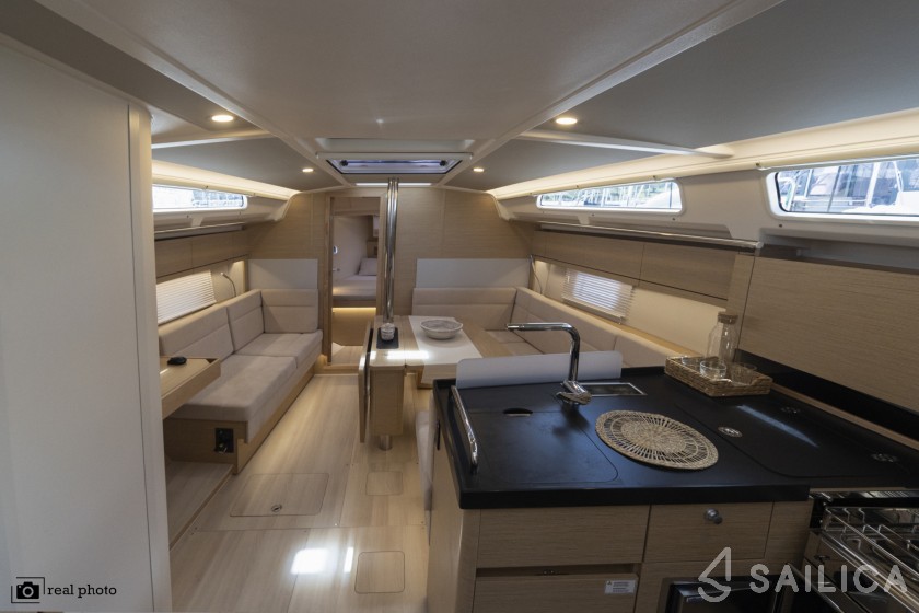 Hanse 388 - Yacht Charter Sailica