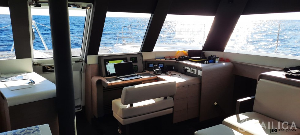 Samana 59 - Yacht Charter Sailica