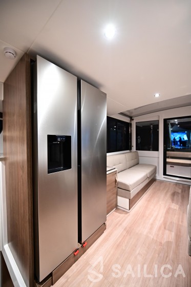 Bali 4.6 - Yacht Charter Sailica