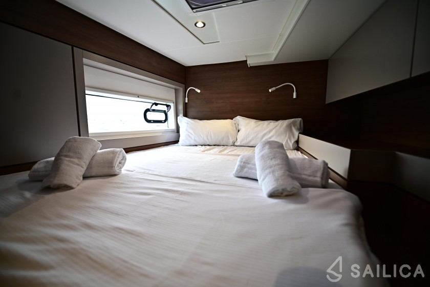 Bali 4.6 - Yacht Charter Sailica