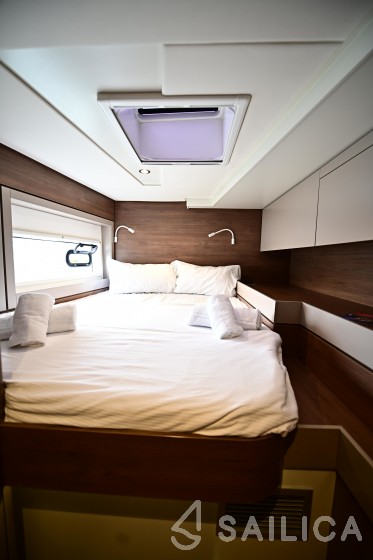 Bali 4.6 - Yacht Charter Sailica