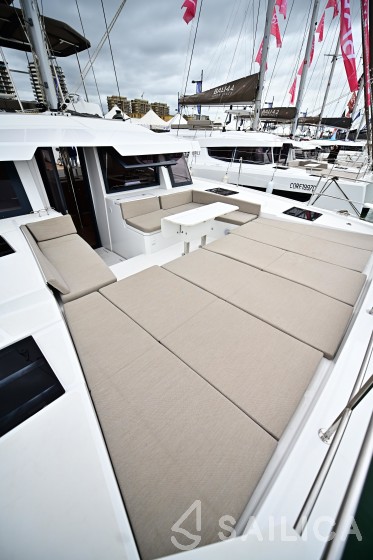 Bali 4.6 - Yacht Charter Sailica