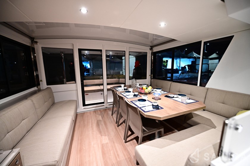 Bali 4.6 - Yacht Charter Sailica