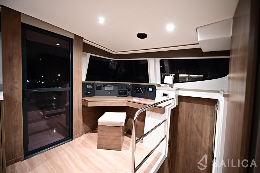 Bali 4.6 - Yacht Charter Sailica