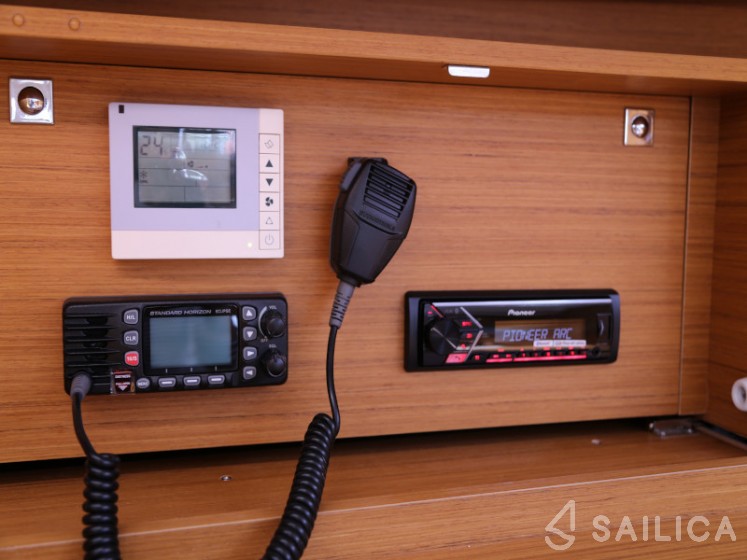 Dufour 460 GL - Yacht Charter Sailica