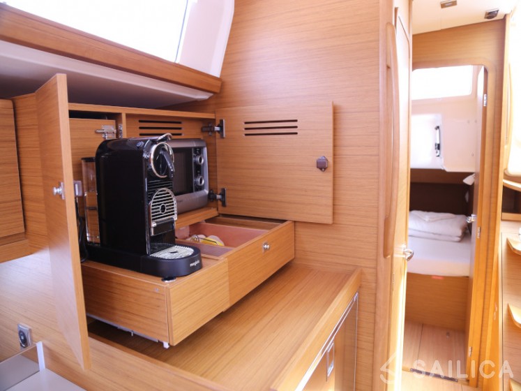 Dufour 460 GL - Yacht Charter Sailica