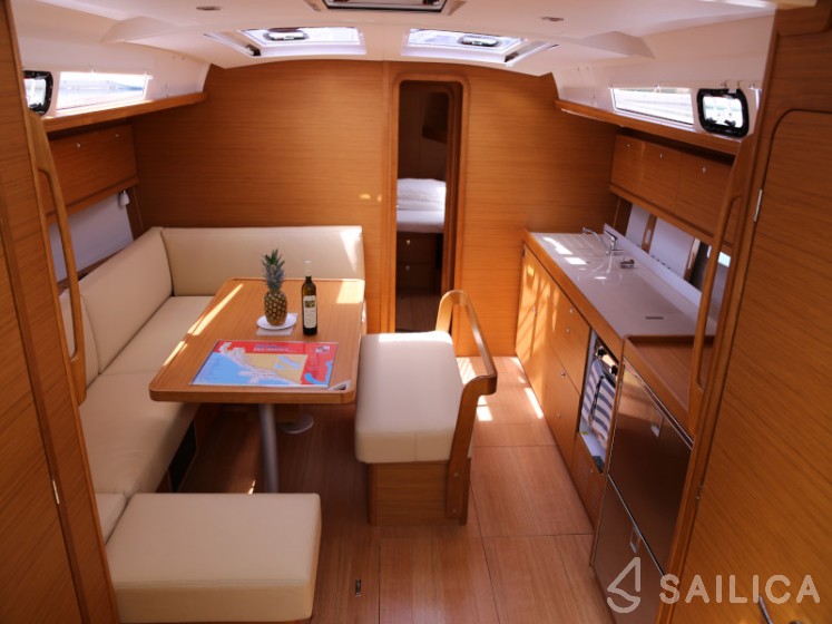 Dufour 460 GL - Yacht Charter Sailica