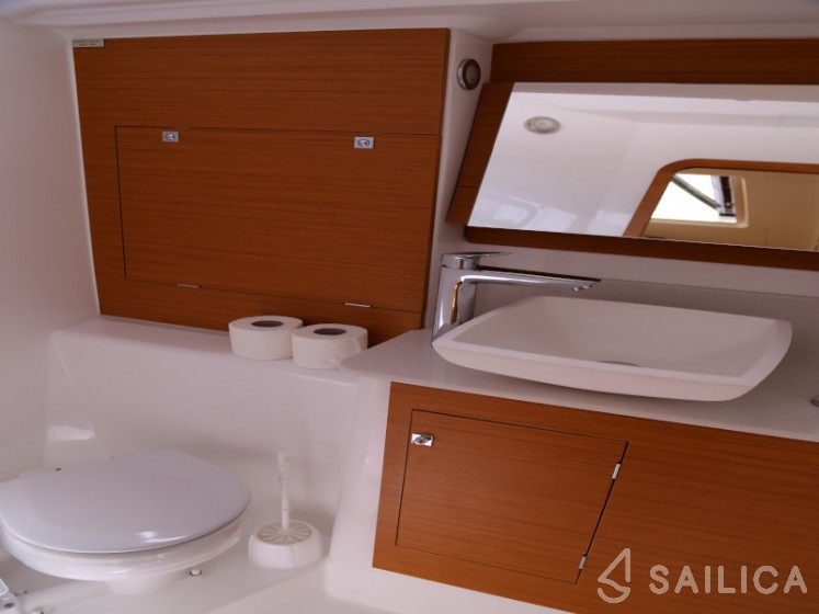 Dufour 460 GL - Yacht Charter Sailica