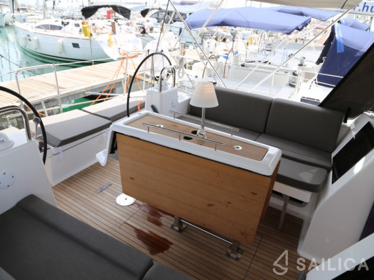 Dufour 460 GL - Yacht Charter Sailica