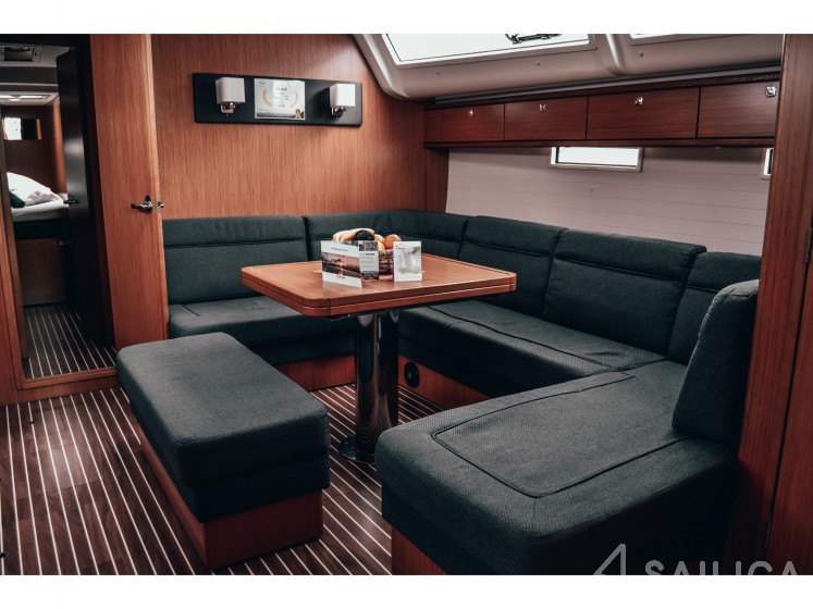 Bavaria 51 Cruiser - Yacht Charter Sailica