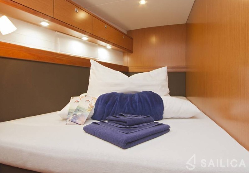 Bavaria 51 Cruiser - Yacht Charter Sailica