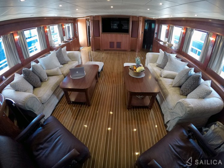 Johnson 87 - Yacht Charter Sailica