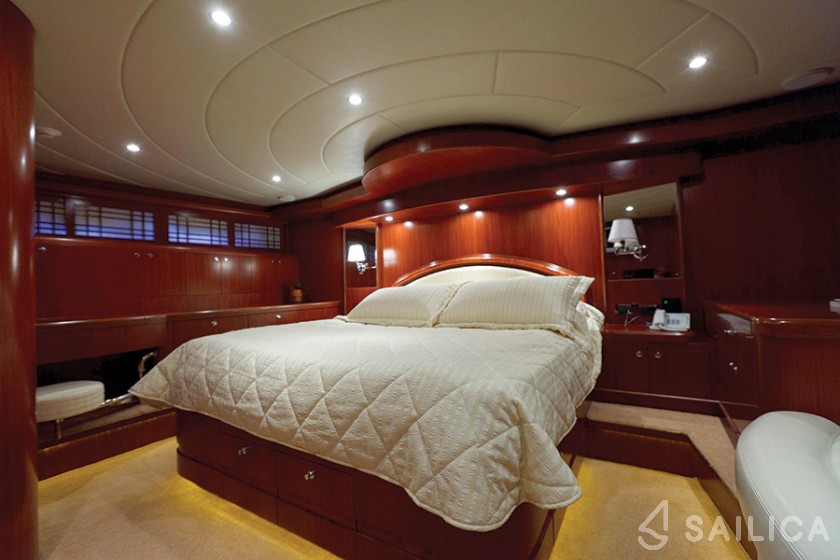 Johnson 87 - Yacht Charter Sailica