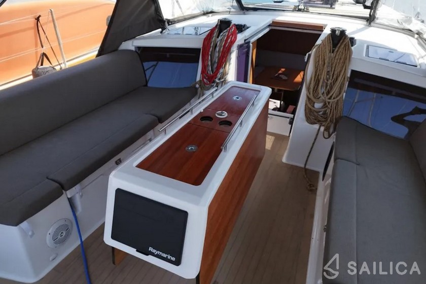 Dufour 430 - Yacht Charter Sailica