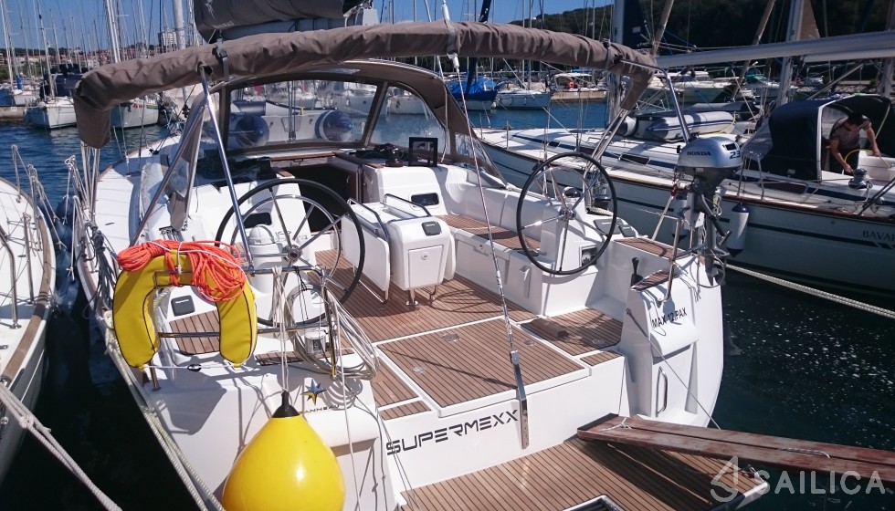 Sun Odyssey 519 - Yacht Charter Sailica