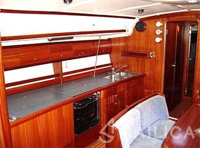 Bavaria 44 - Yacht Charter Sailica
