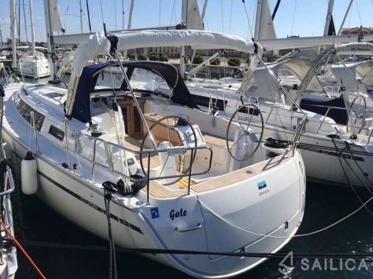 Bavaria 37 Cruiser - Yacht Charter Sailica