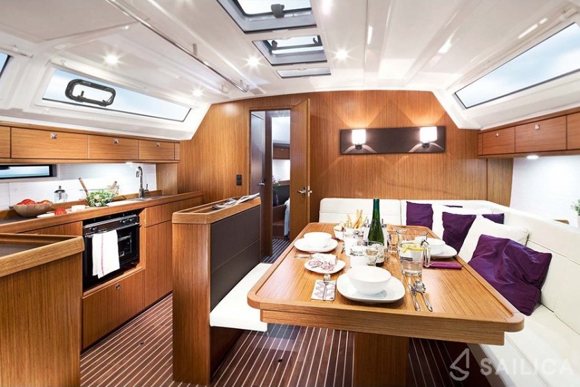 Bavaria 46 Cruiser - Yacht Charter Sailica