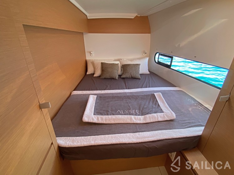 Excess 11 - Yacht Charter Sailica