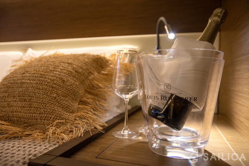 Lagoon 52F - Yacht Charter Sailica
