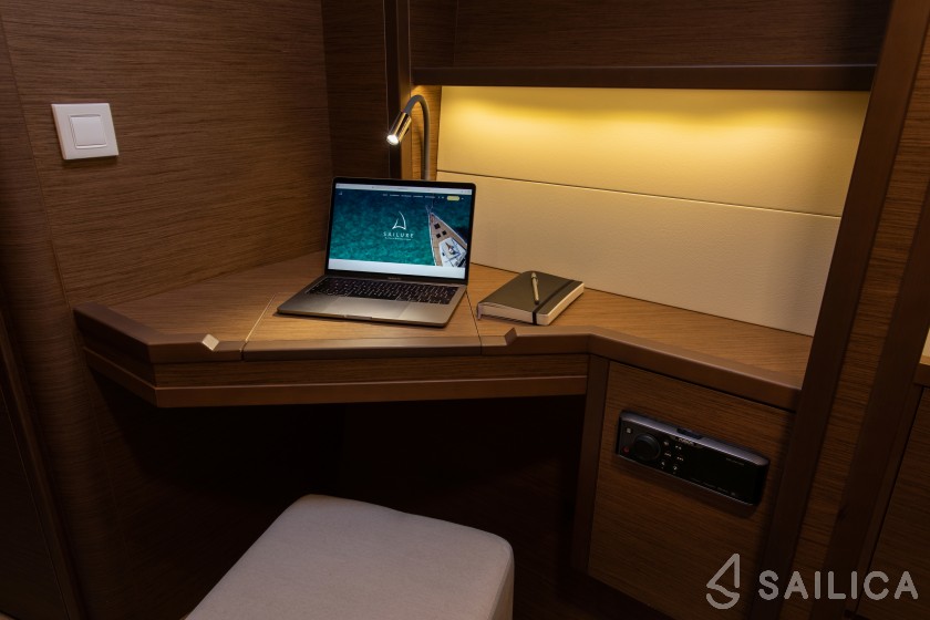 Lagoon 52F - Yacht Charter Sailica