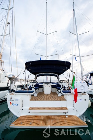 Oceanis 46.1 - Yacht Charter Sailica