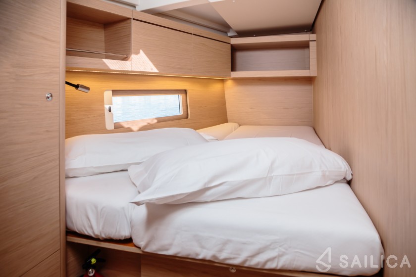 Oceanis 46.1 - Yacht Charter Sailica
