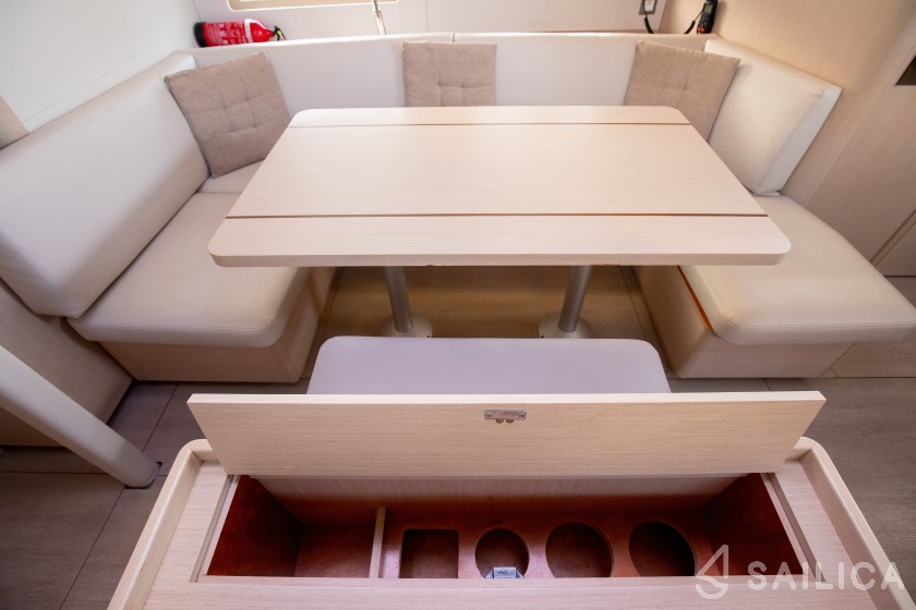 Oceanis 46.1 - Yacht Charter Sailica