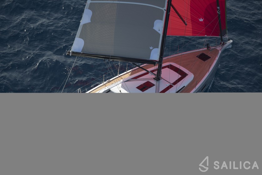 Oceanis 51.1 - Yacht Charter Sailica