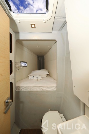 Saona 47 Quintet - Yacht Charter Sailica