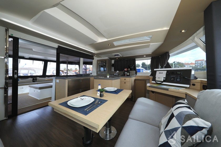 Saona 47 Quintet - Yacht Charter Sailica