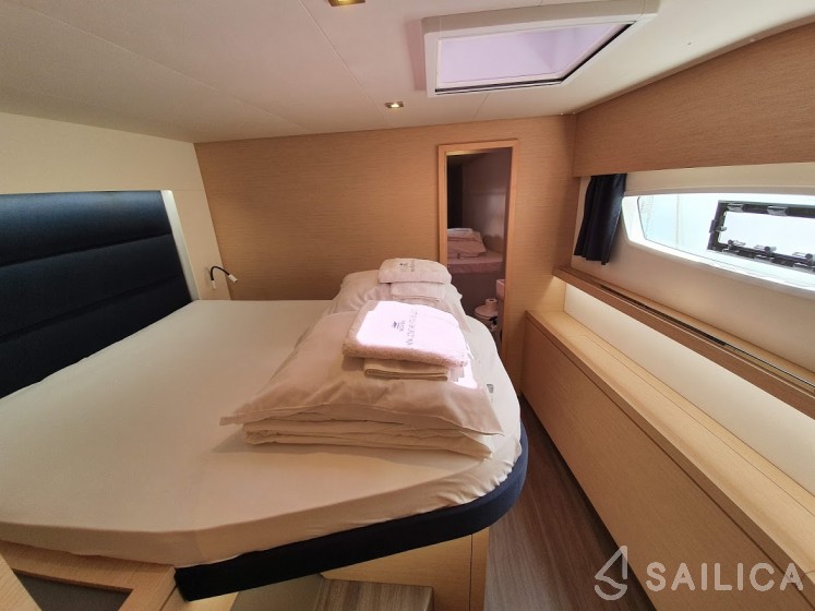 Saona 47 Quintet - Yacht Charter Sailica