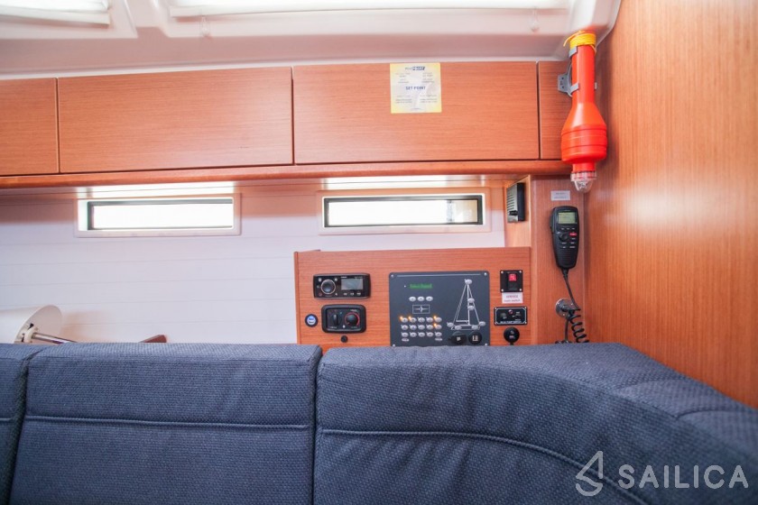 Bavaria 46 Cruiser - Yacht Charter Sailica