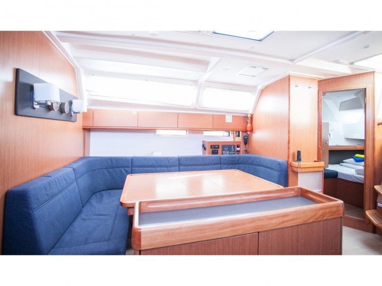 Bavaria 46 Cruiser - Yacht Charter Sailica