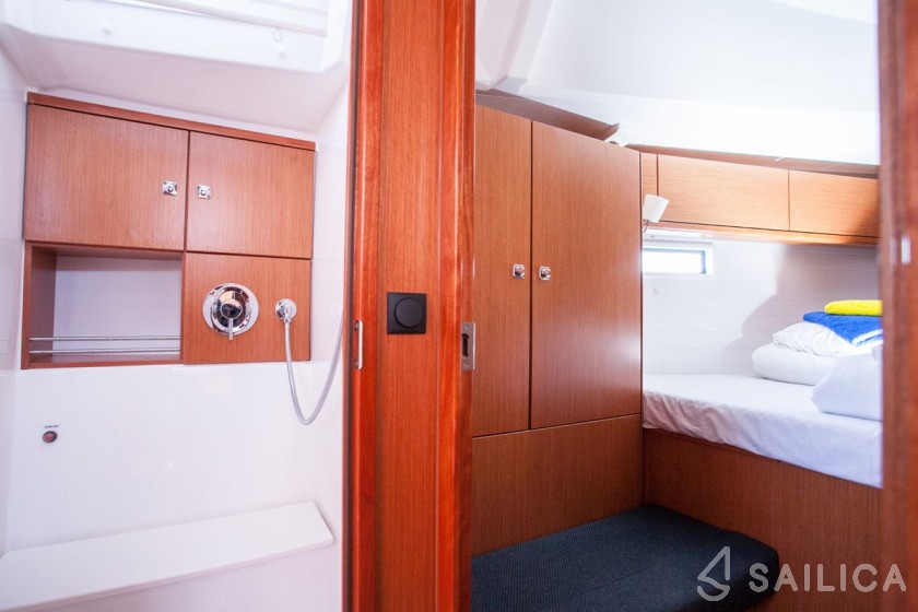Bavaria 46 Cruiser - Yacht Charter Sailica