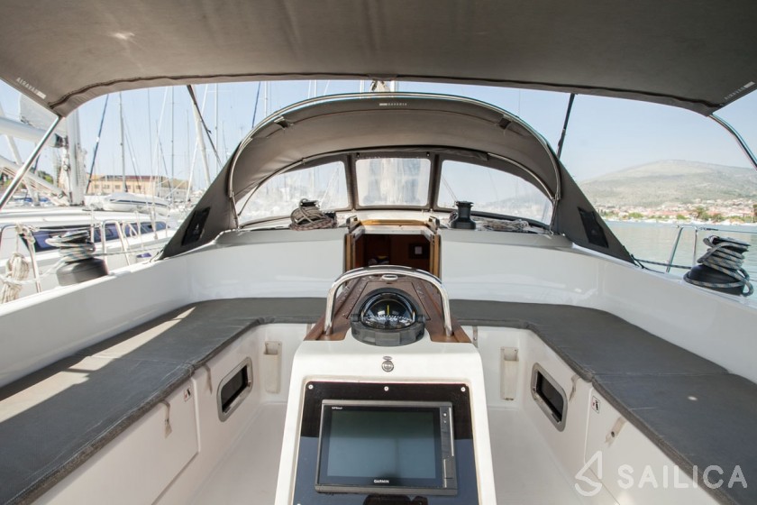 Bavaria 51 Cruiser - Yacht Charter Sailica