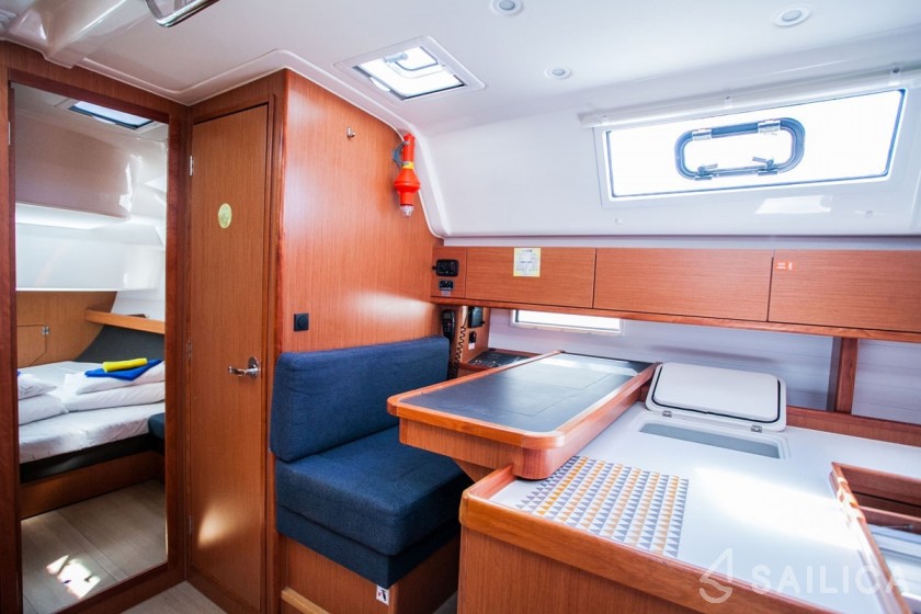 Bavaria 51 Cruiser - Yacht Charter Sailica