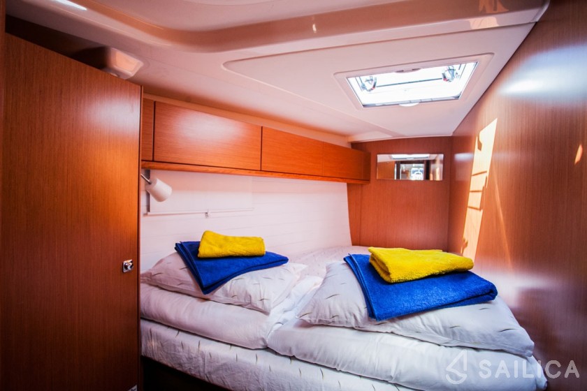 Bavaria 51 Cruiser - Yacht Charter Sailica