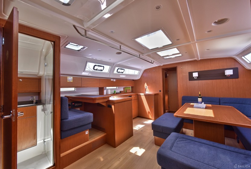 Bavaria 51 Cruiser - Yacht Charter Sailica