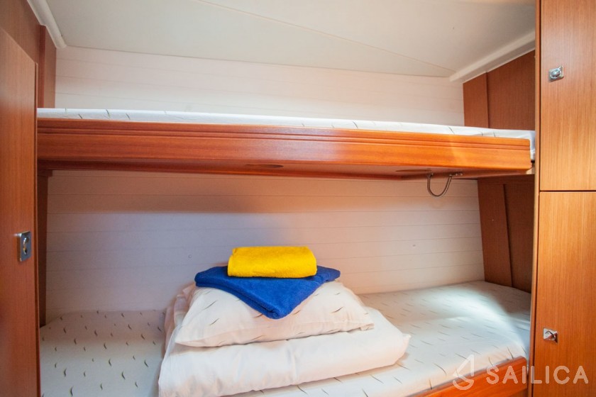 Bavaria 51 Cruiser - Yacht Charter Sailica